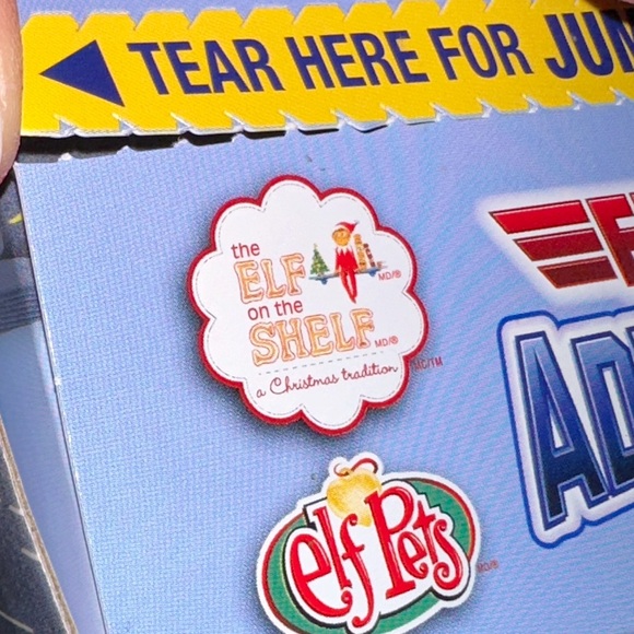 The Elf on the Shelf Festive Flyers Advent Calendar Elf Pets NWT NIB - Picture 5 of 6